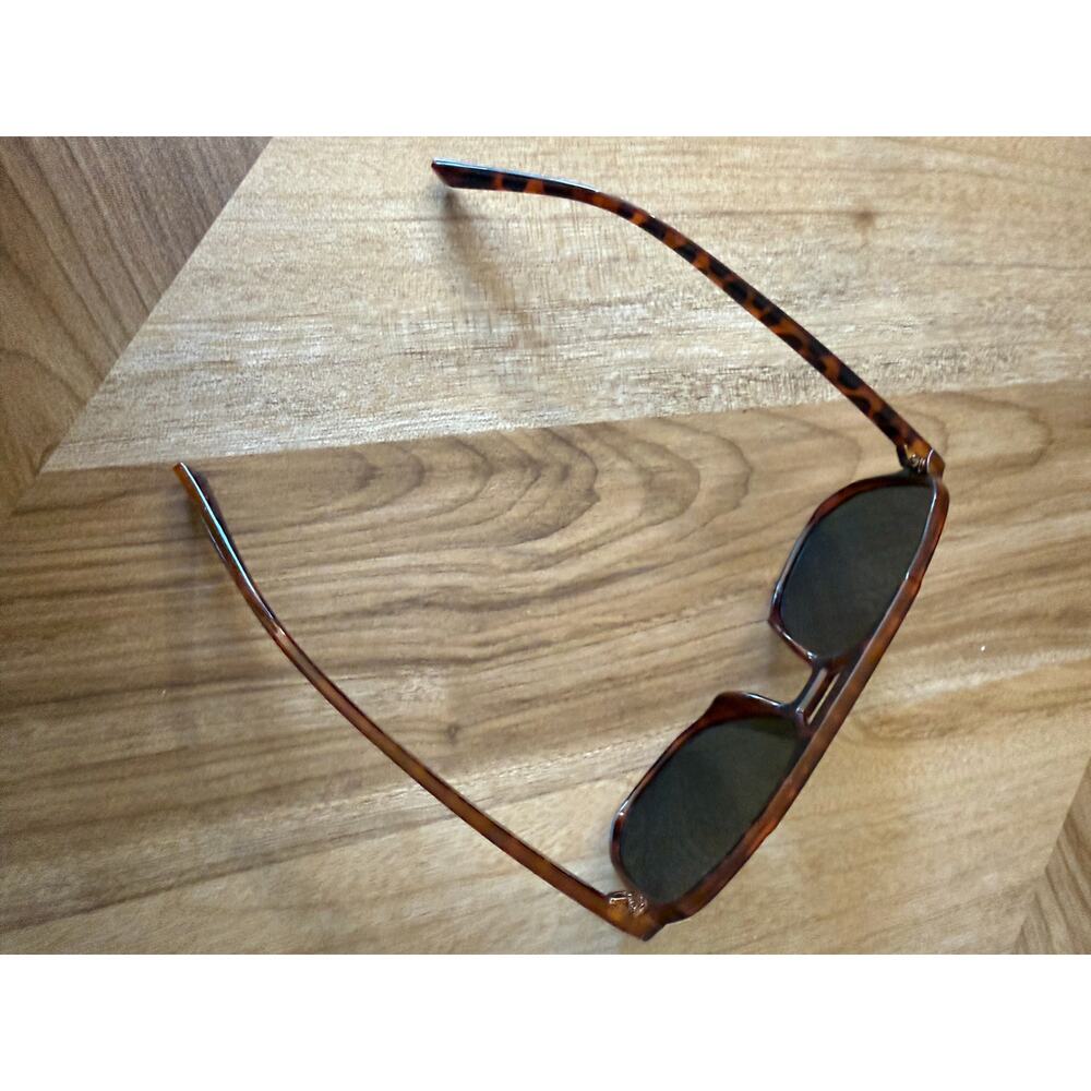 6/$25 Brown Tortuous Shell Square Dark Lenses Sunglasses - Picture 3 of 5